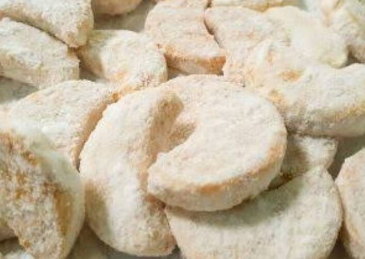 Kue putri salju tiga bahan