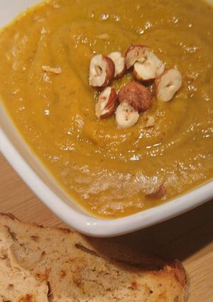 Une photo de Velouté patate douce au lentilles corail
