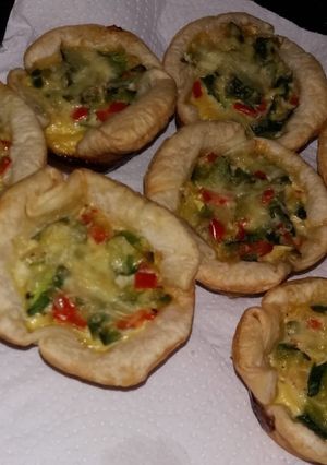 Una foto de Canastitas de brócoli y zapallitos
