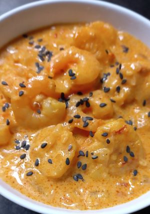 Una foto de Camarones al Curry