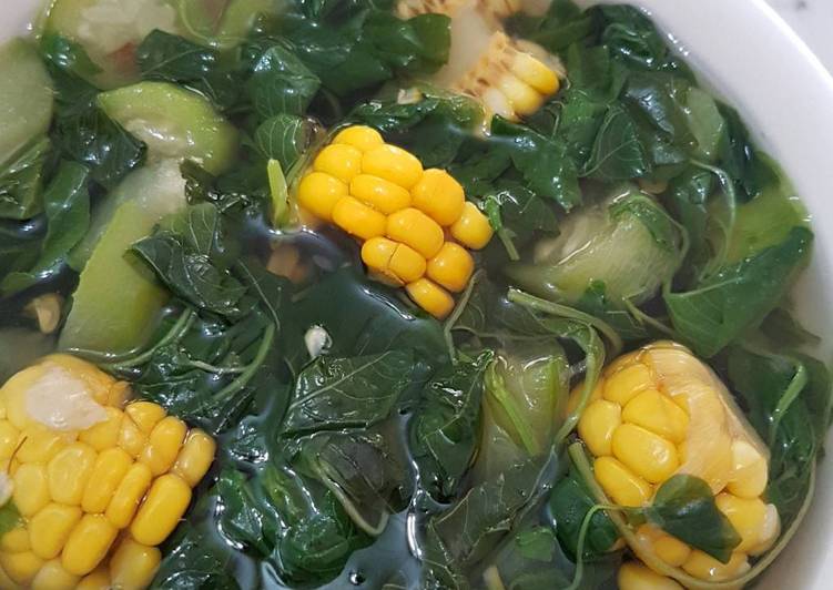 Recipe of Ultimate Spinach Sweet Corn Soup