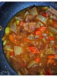 Foto resep Oseng Mercon Kikil Sapi