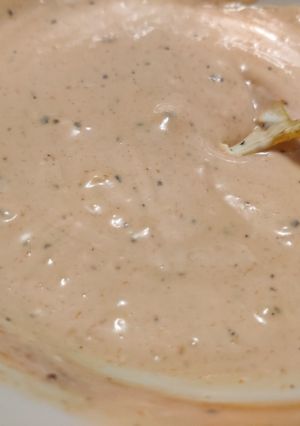 A picture of Cane's Sauce.