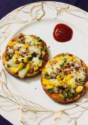 A picture of Mini pizza.