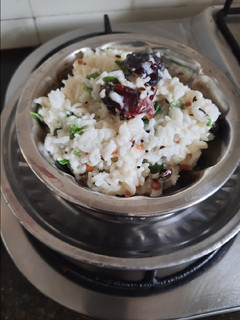 தயிர் சாதம் (Thayir satham recipe in tamil) செய்முறை முக்கிய புகைப்படம்