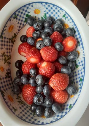 Foto resep Membekukan buah Blueberry&Strawberry #frozenfruit