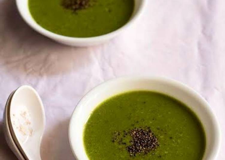 Recipe of Perfect Spinach soup