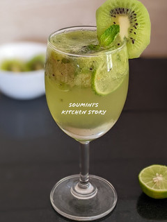 A picture of Virgin Kiwi Mojito.