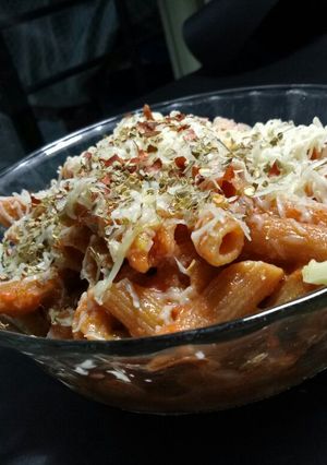 A picture of Cheese pasta.