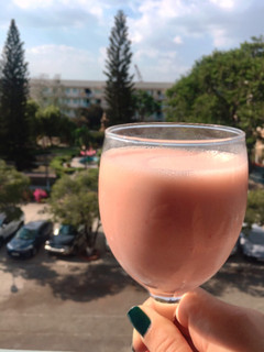A picture of Orange Strawberry Smoothie.