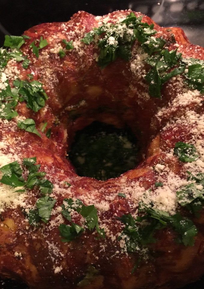 A picture of Pizza Monkey Bread.