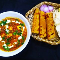 A picture of Paneer mutter masala.