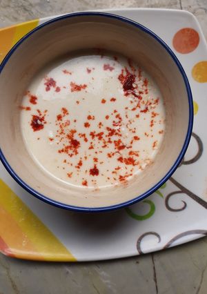 A picture of UAE Tahini Sauce.