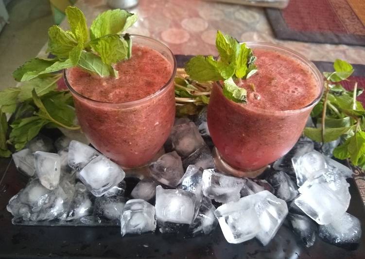 Simple Way to Make Super Quick Homemade Watermelon mint cooler