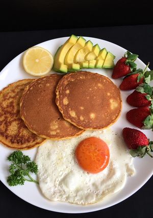Foto resep Healthy Breakfast 🥞 🍳 🥑 🍓 🍋