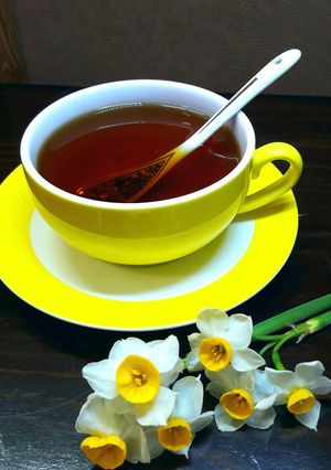 عکسی از دستور چای هل و گلاب و زعفران