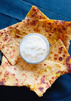A picture of Stuffed Aloo Paratha.