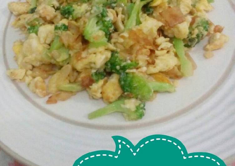 Resep Orak arik brokoli telur yang Sempurna