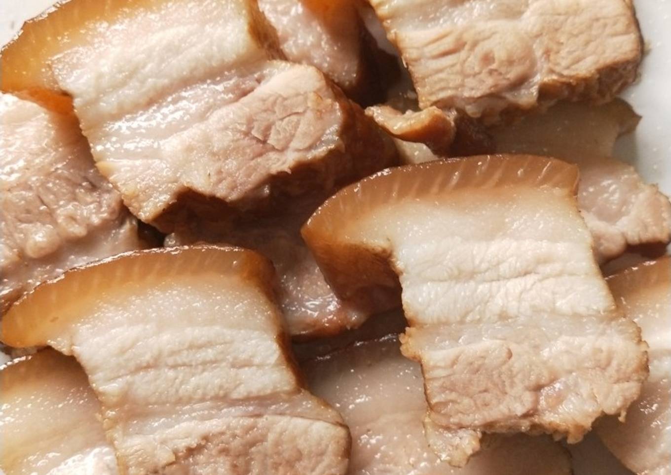 Bossam (boiled pork wraps)
