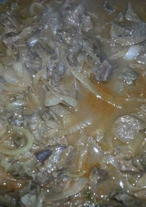 Una foto de Hígado de res encebollado