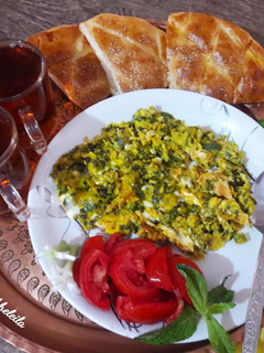 عکسی از دستور سیر واویج گیلانی (برگ سیر را دور نریزیم)