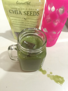 Una foto de Smoothie(Batido) Chia-Verde-Frutas