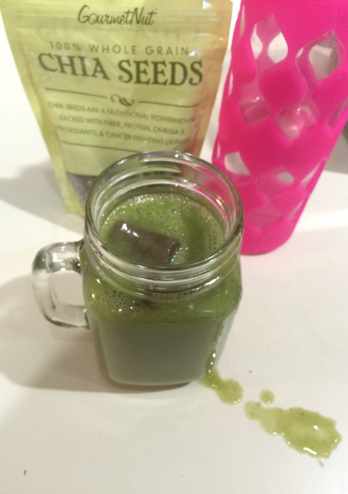 Una foto de Smoothie(Batido) Chia-Verde-Frutas