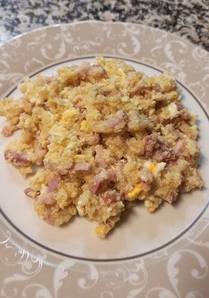Una foto de Quinoa con bacon y huevo cuajado