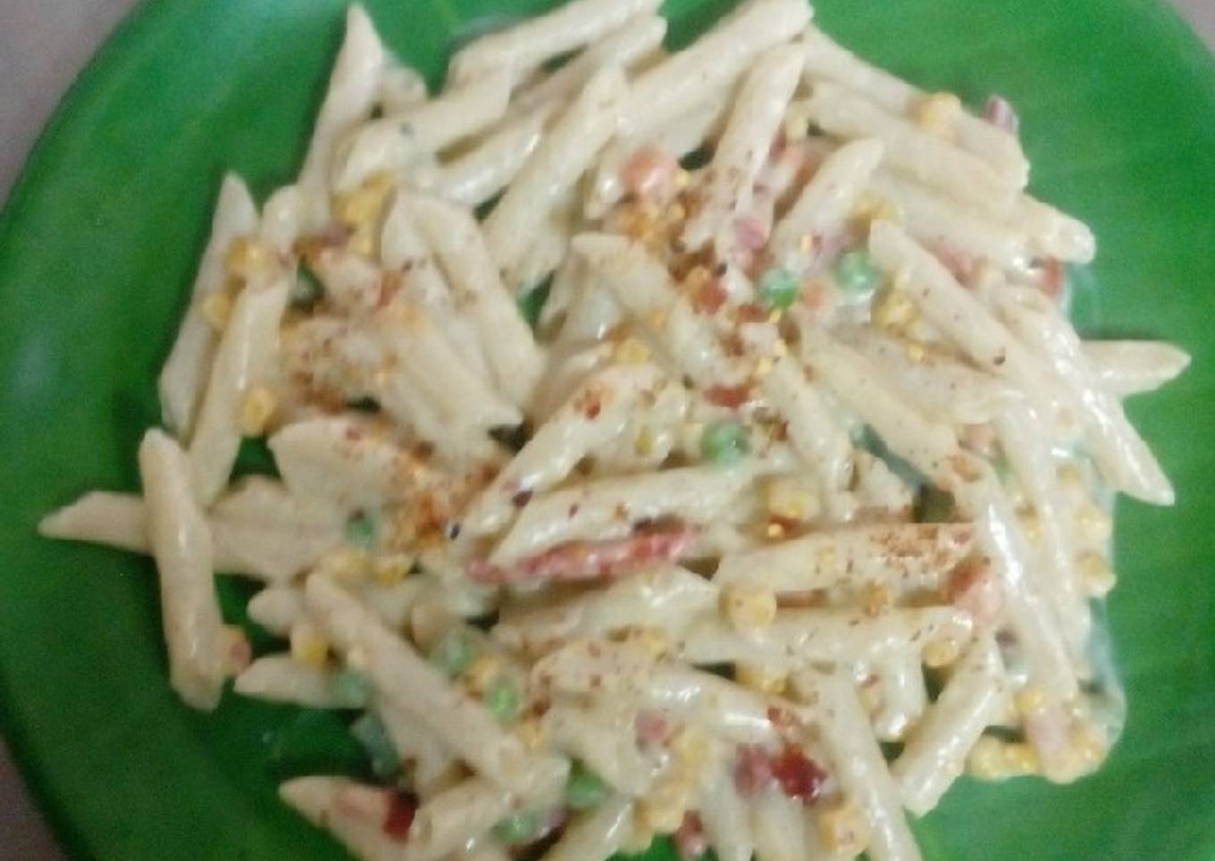 White sauce pasta