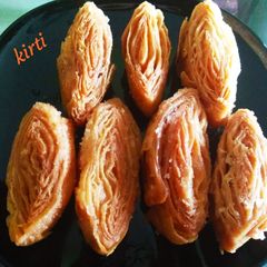 A picture of Pheni/ Khaja.