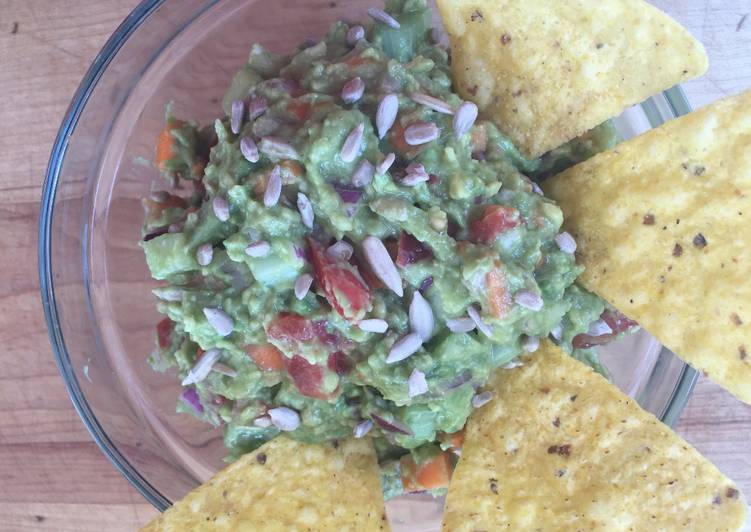 Steps to Prepare Quick OLIO Guacamole