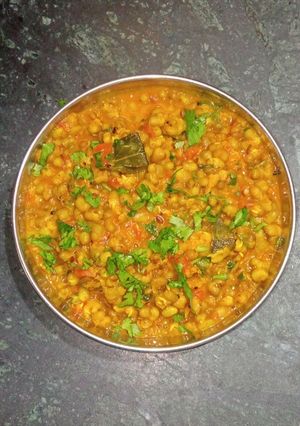 A picture of Vagharela moong.