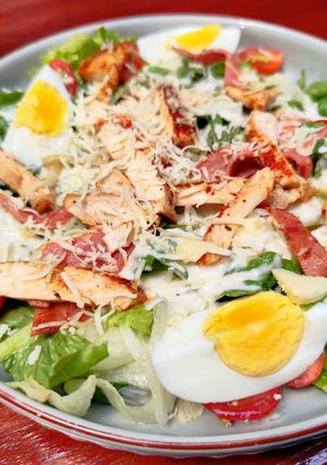 Foto resep Caesar Salad dengan Smoke Beef