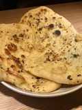 Naan de ajo