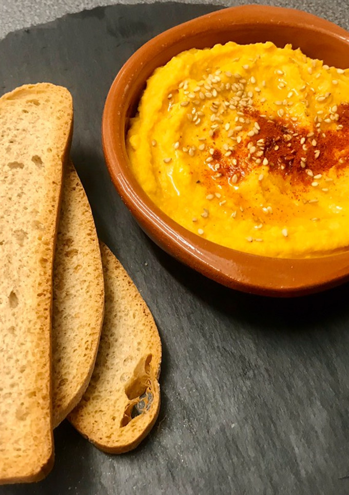 Una foto de Hummus de zanahoria 🥕