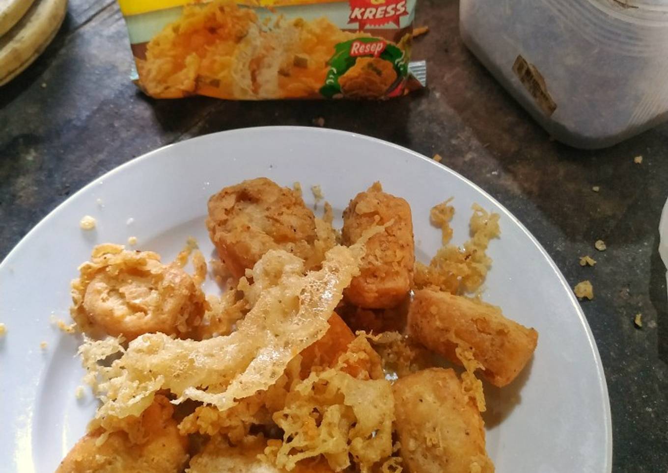 Tahu goreng kremes