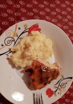 Fokhagymás tejfölös csirkecomb recept fotója