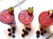 Una foto di smoothie alle more