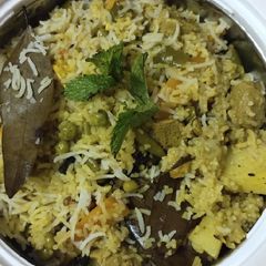 A picture of Hyderabadi Veg Biryani.