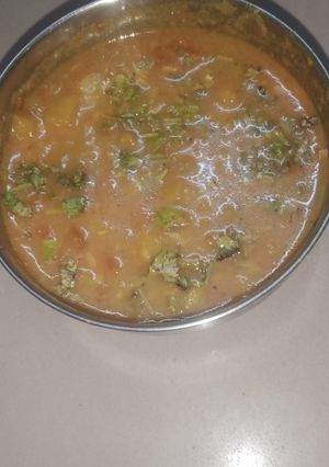 लौकी की सब्जी (Lauki ki sabzi recipe in hindi) रेसिपी मुख्य फोटो
