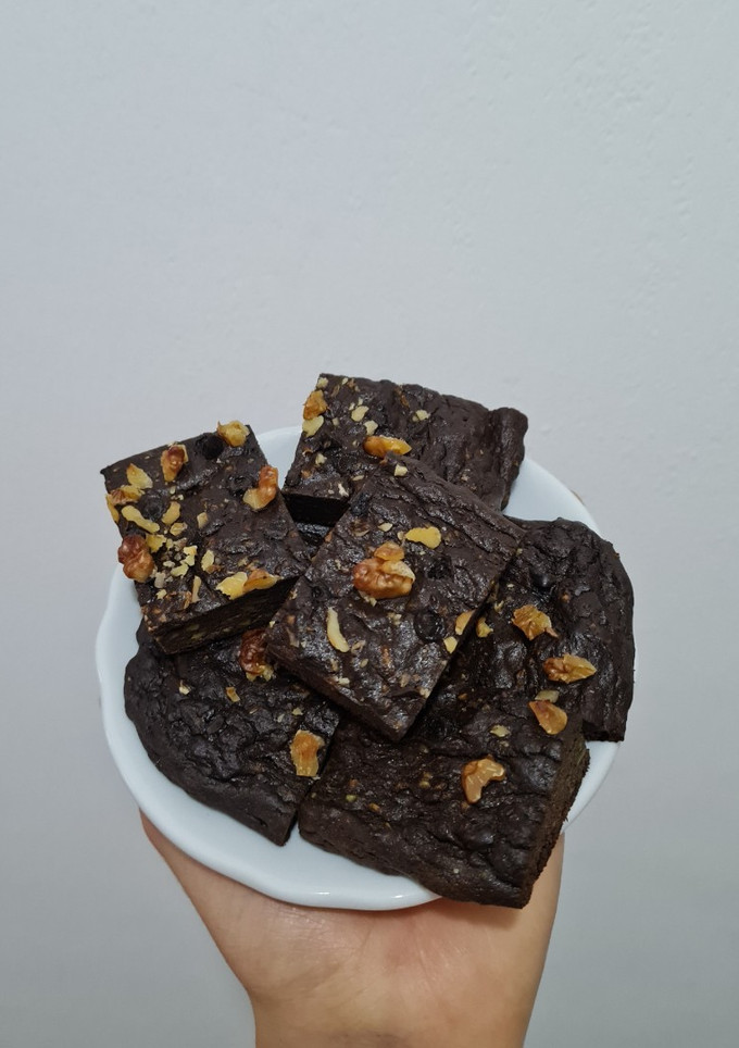 Una foto de Brownie de palta sin tacc 🥑🍫