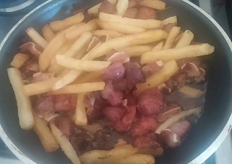 Oreja con patatas y chorizos