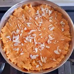 A picture of Wheat flour sukhdi (gul papdi).
