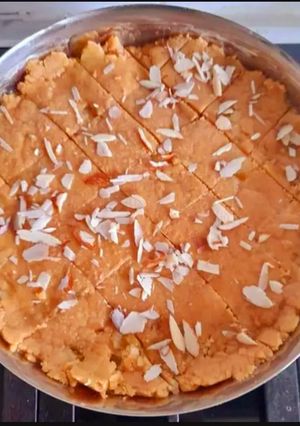 A picture of Wheat flour sukhdi (gul papdi).