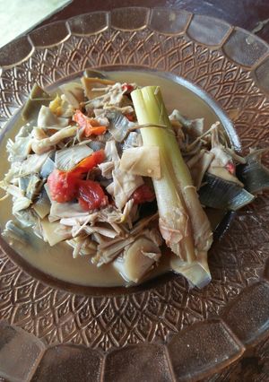 Foto resep Tumis jantung pisang sederhana.