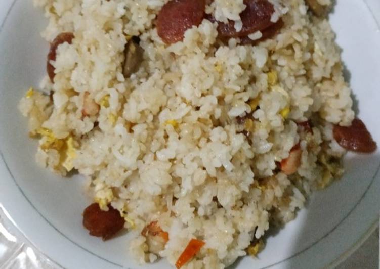 Bagaimana Menyiapkan Nasi goreng lap chiong (dkk) yang Enak Banget