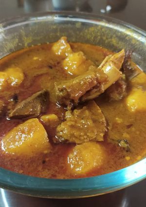 মটন আলুর ঝোল (Mutton aloor jhol recipe in Bengali) রেসিপির প্রধান ছবি