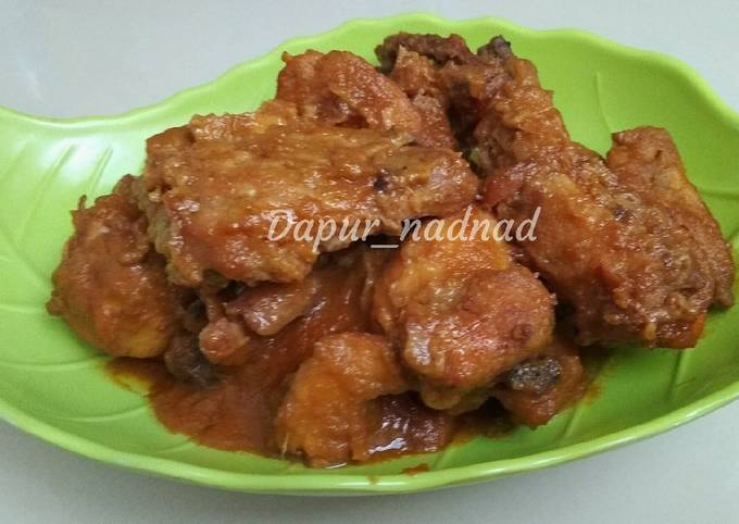 Semur daging ayam