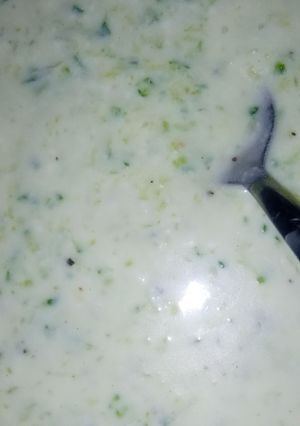 A picture of Cucumber Raita.