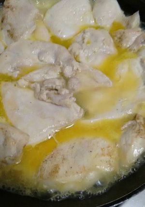 Una foto de Pollo con mostaza y naranja, facilísimo, rápido y muy bueno